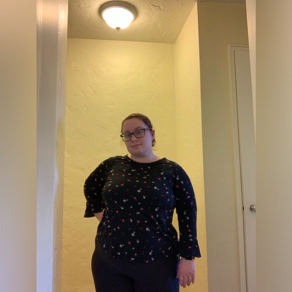 Elle Black Floral Long Sleeve Top Size Large - good used condition - Picture 5 of 9